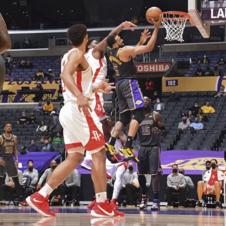 Houston Rockets at Los Angeles Lakers Betting Preview