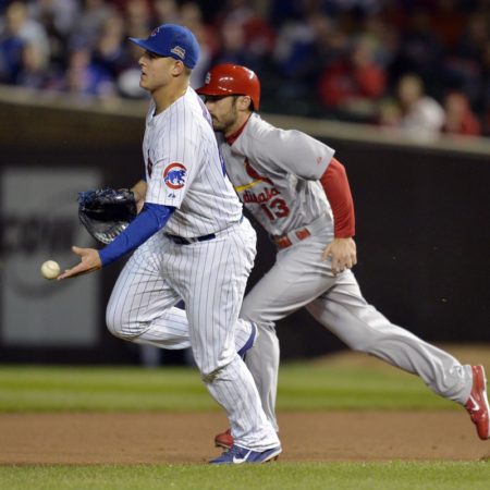 Cardinals Clash With Cubs on the Eve of Playoffs