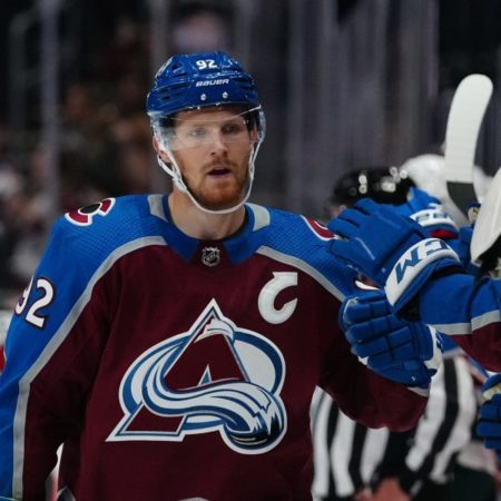 Chicago Blackhawks at Colorado Avalanche Betting Preview