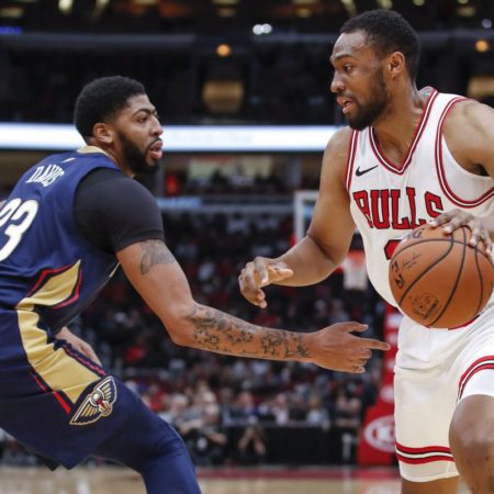 New Orleans Pelicans set out to face the Chicago Bulls