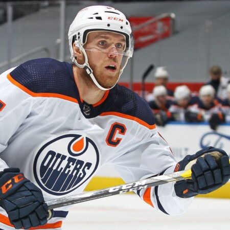 Edmonton Oilers at Philadelphia Flyers – NHL Betting Analysis, Odds & Picks