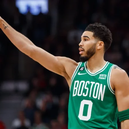 Boston Celtics at Phoenix Suns Odds, Picks & Predictions 