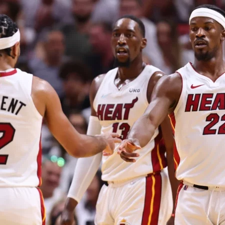 Philadelphia 76ers at Miami Heat Odds, Picks & Predictions 