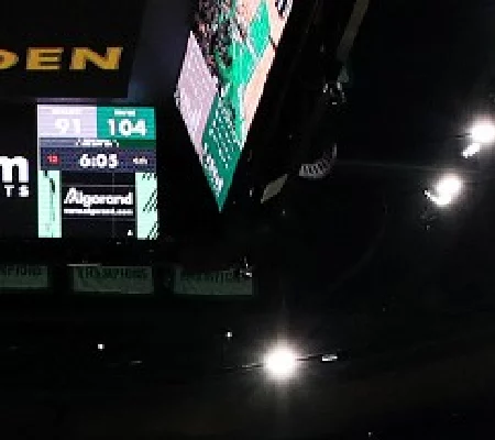 Boston Celtics vs Milwaukee Bucks Odds, Picks & Betting Analysis