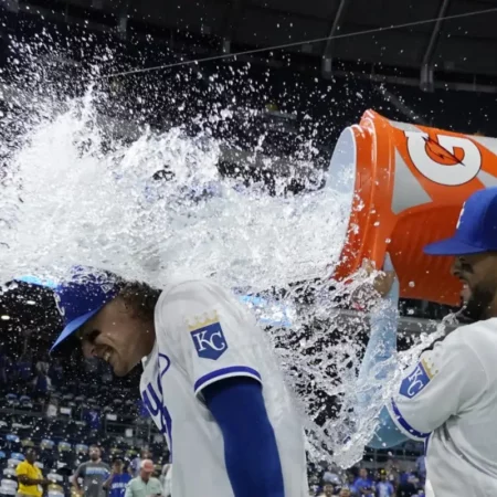 Diamondbacks vs Royals Betting Preview: Can Arizona Stay Hot on the Road? (Jul 24)